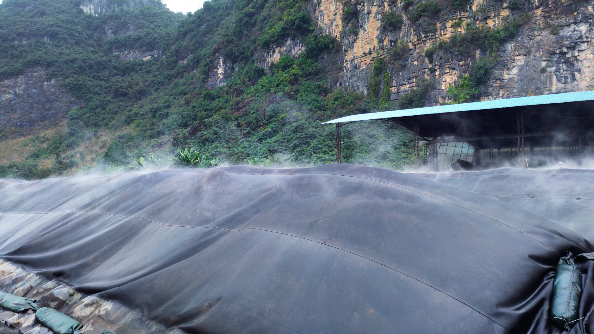 1611316127457989.jpg 廣西(xī)大(dà)華肥業(yè)