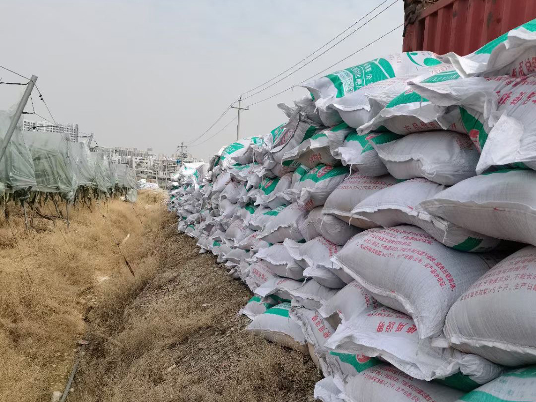 基地(dì)整車(chē)到(dào)貨